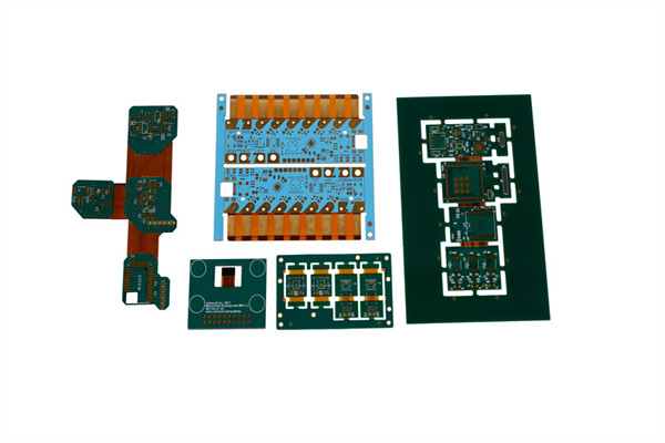 选型指南：刚性板、挠性板与刚挠结合板的差异对比