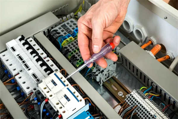 整机组装：从PCB到成品核心流程与关键技术